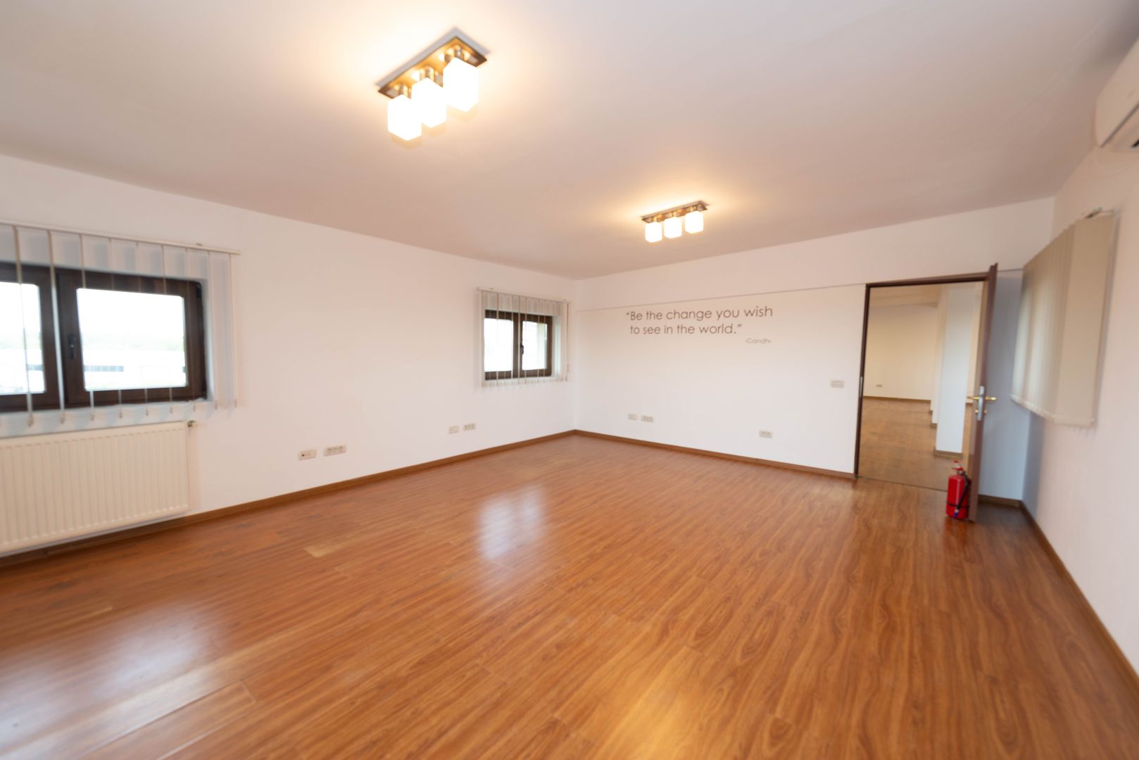Spatiu de birouri stradal, 148mp de inchiriat în zona Soseaua Chitilei - Poză 4
