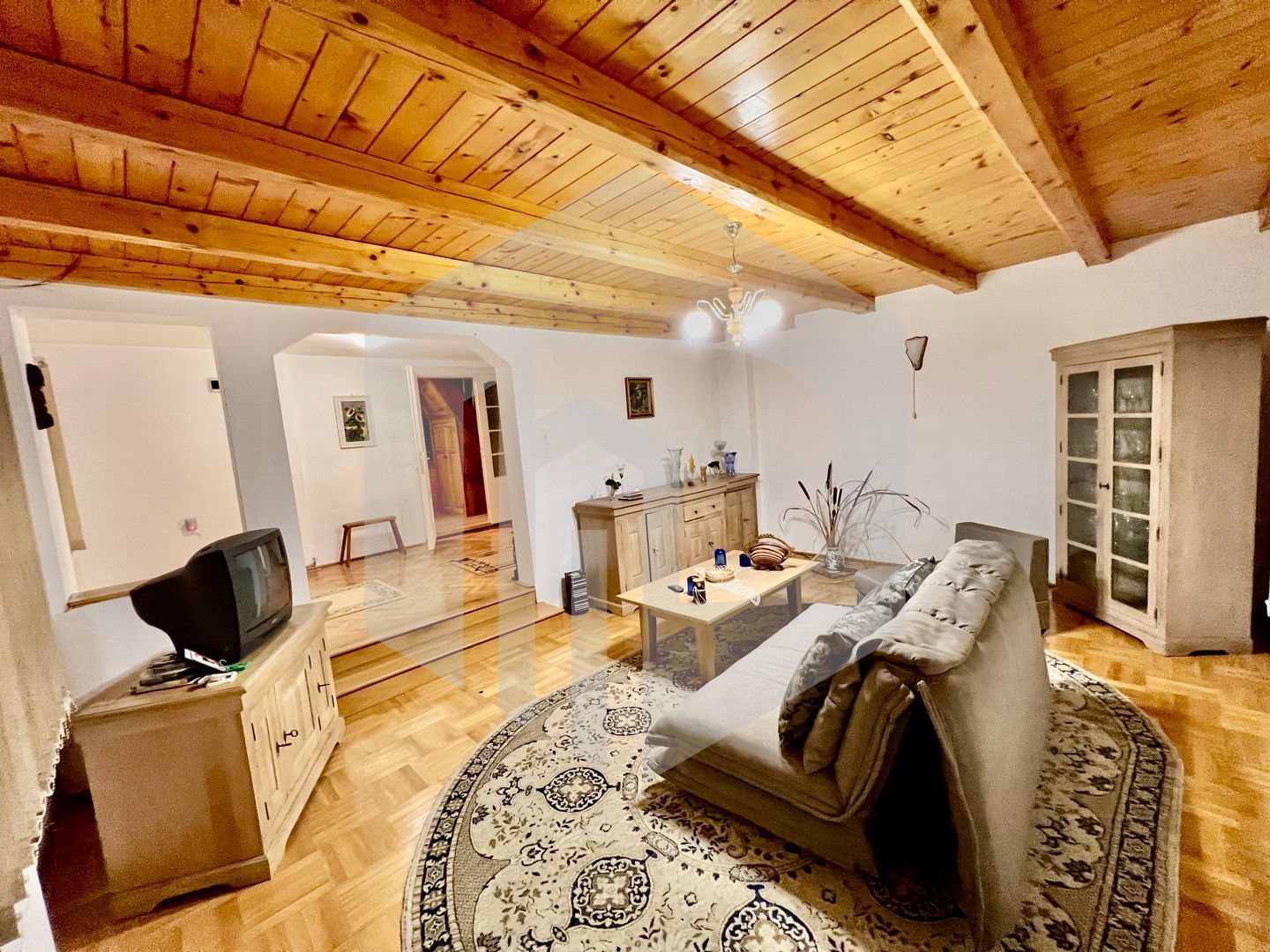 Casa de vanzare  in Talmacel-Teren 4000 mp cu livada+garaj - Poză 6