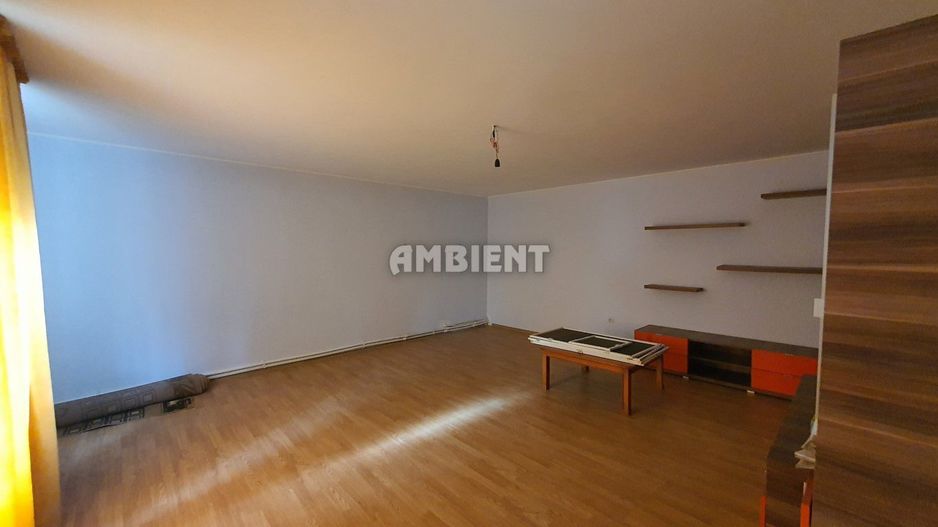 CASĂ individuală + teren 3900 mp, zona BRODOC; - Poză 6