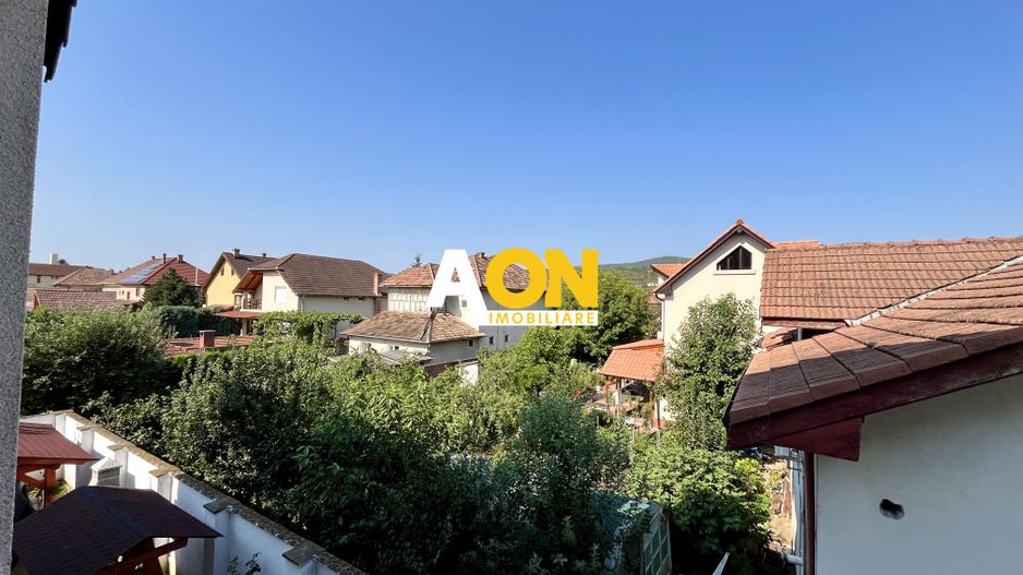 Apartament cu 1 Cameră, Etaj 1, Zona Piață - Poză 10