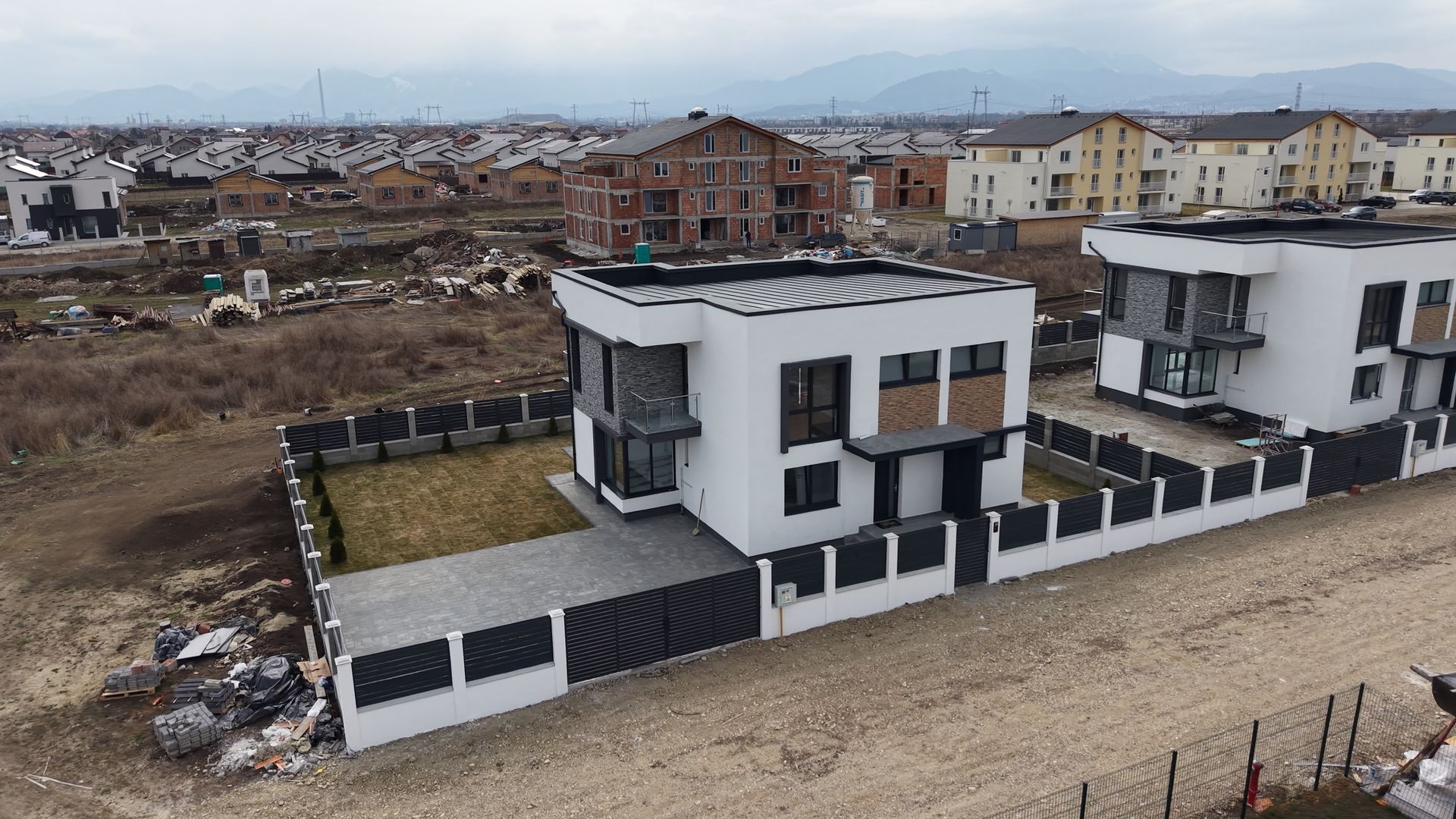 Casă individuală modernă de vânzare – Sânpetru, Brașov - Poză 2