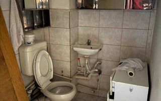 AP. 2 CAMERE VITAN - 65 MP UTILI, NECESITA RENOVARE, COMISION 0% - Poză 6