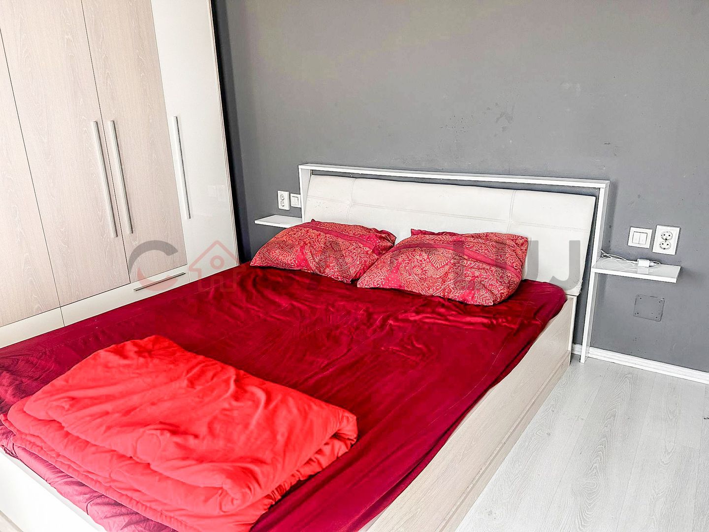 Etaj intermediar, bloc nou, parcare subterana extra - Poză 4