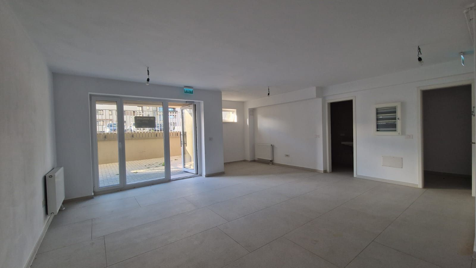 Spațiu comercial în Coresi Avantgarden - Kasper - Poză 1