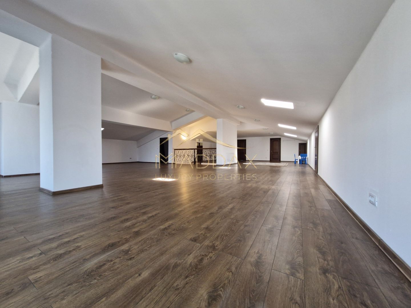 Vilă impresionantă *teren 1000mp // Erou Iancu Nicolae - Poză 112