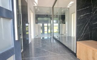 Casa Sibiu Cisnadioara, garaj, piscina, terase panoramice - Poză 7