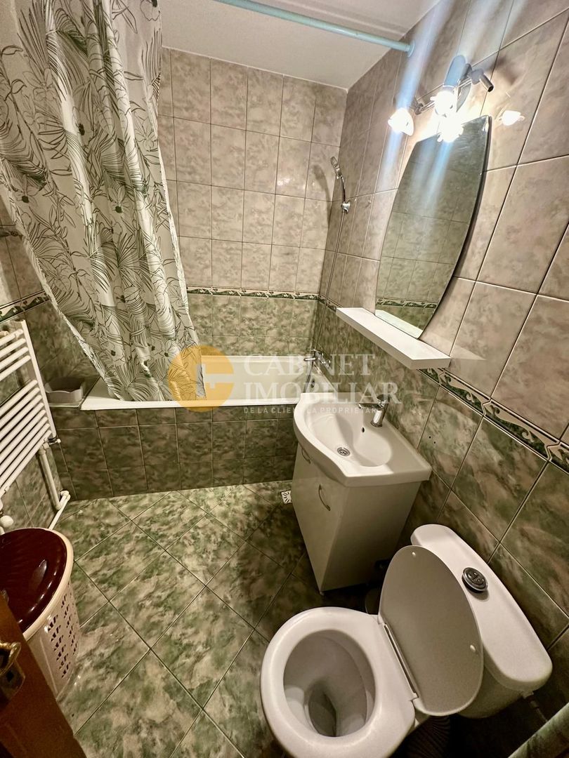 Nicolina- Etaj 3 - 2 Camere Decomandat Bloc 1986 - Poză 5