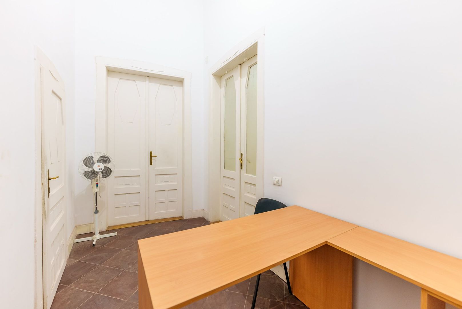 Apartament ultracentral cu 2 camere - Poză 8