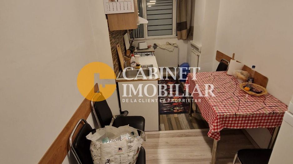 2 Camere Decomandat, etaj intermediar, mobilat/utilat-Zona Alexandru cel Bun - Poză 4