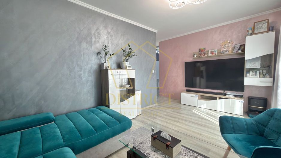 Apartament cu 3 camere decomandat, complet mobilat si utilat la parter in Giroc. - Poză 1