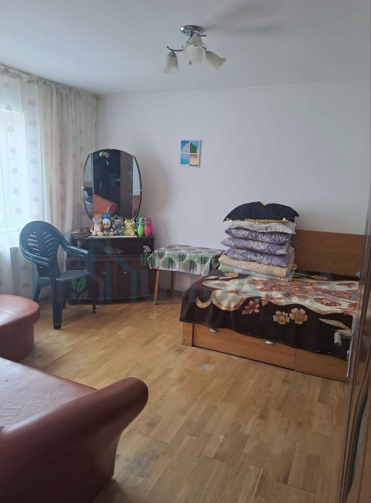Casă 5 camere, Visan – 140.000 euro, teren 250 mp, garaj - Poză 4