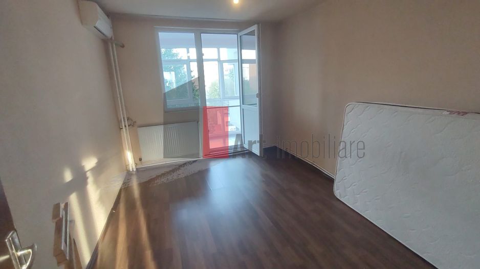 Vânzare apartament 3 camere cu centrală Bd. Obregia - Fântâna Florilor - Poză 10