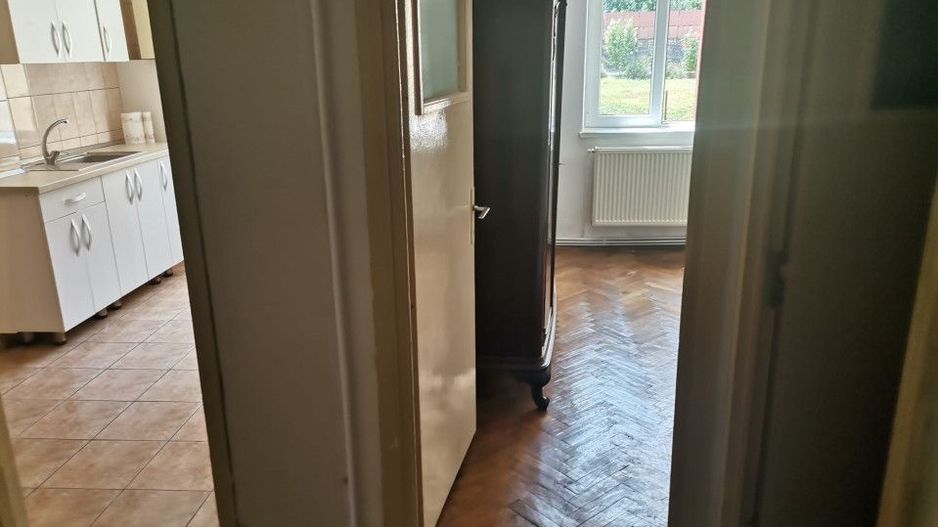 Vanzare apartament centru - Forum, parter - Poză 8