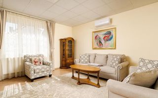 Casă 5 camere | Bul.Vasile Milea , Sibiu | 200 mp, curte - Poză 2
