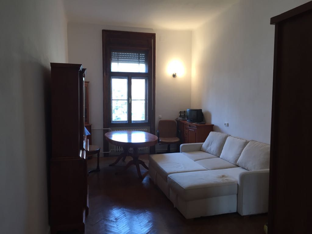 Apartament deosebit cu 3 camere în zona P-ta Victoriei - Poză 9