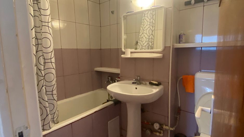 Apartament 2 camere, decomandat, Metrou Dristor 2 min - Poză 5
