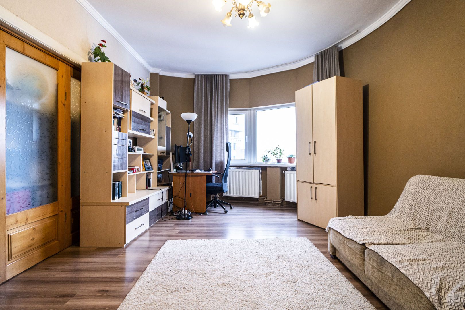 Cismigiu - Berthelot, 5 camere, 2 boxe, centrala, vedere panoramica - Poză 1