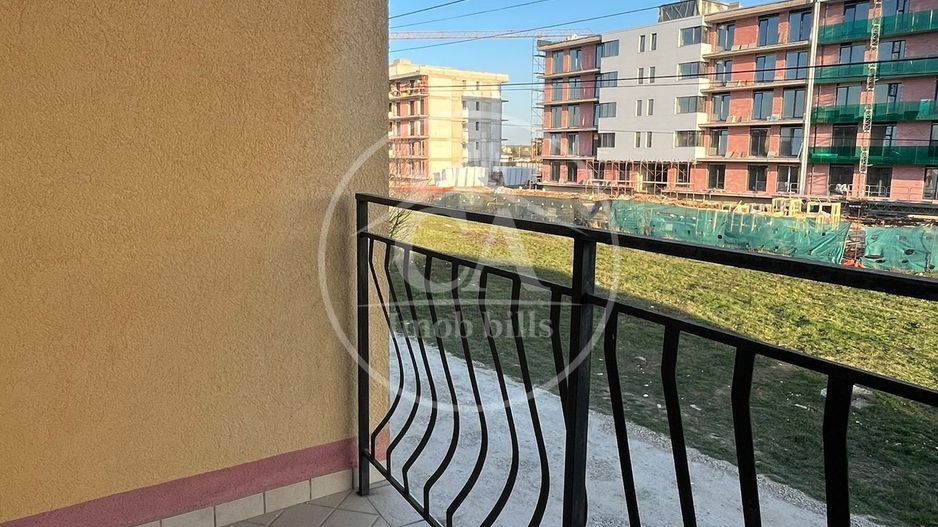 Apartament cu 3 camere de vânzare în Sânmartin, Bihor - Poză 15