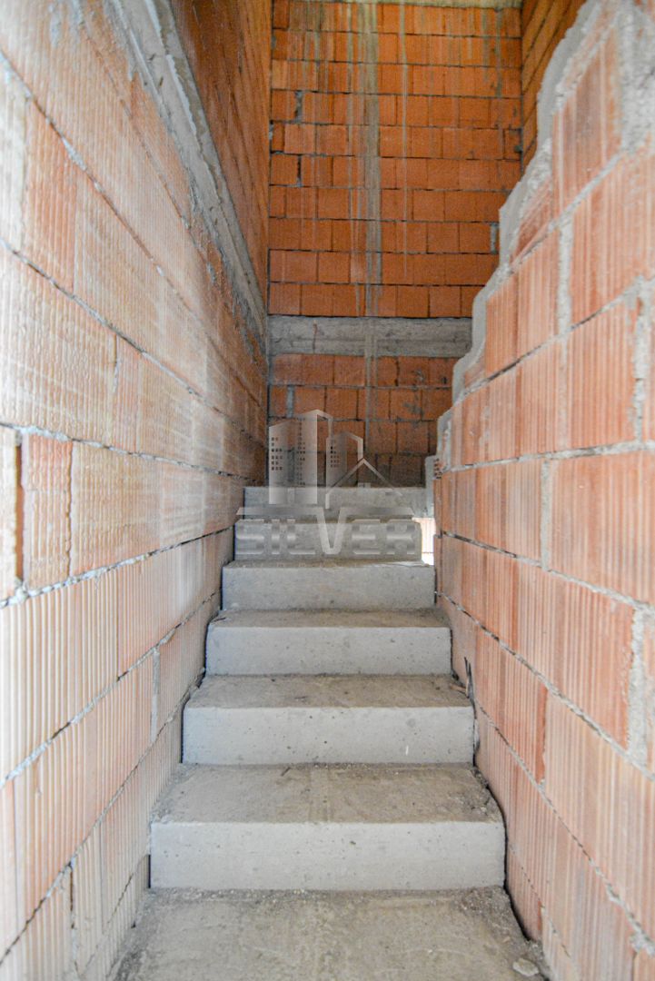 Casa moderna de tip Duplex cu Panorama asupra Clujului in cartier Iris - Poză 13