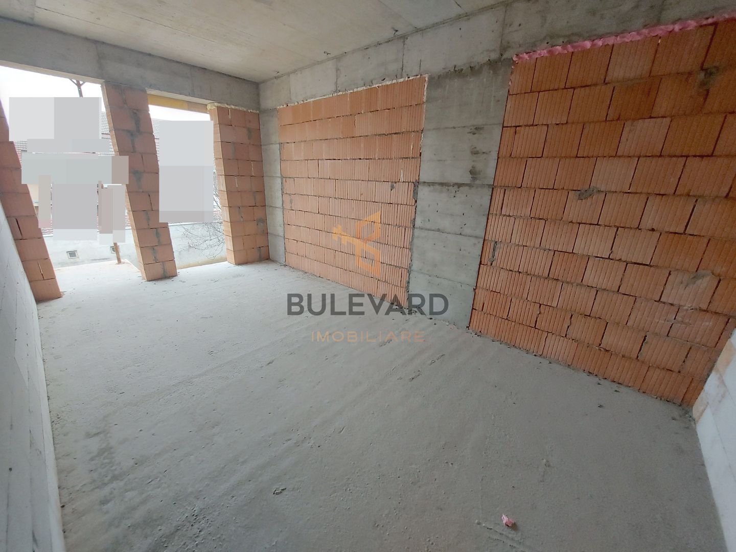 Apartament cu 2 camere,  finisaje incluse, zona Piata 1 Mai! - Poză 6