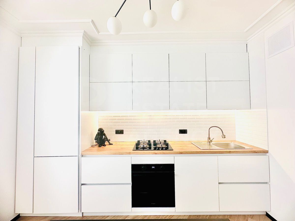 Chirie, apartament, 2 camere, bd. Mircea Cel Bătrân, Ciocana - Poză 1