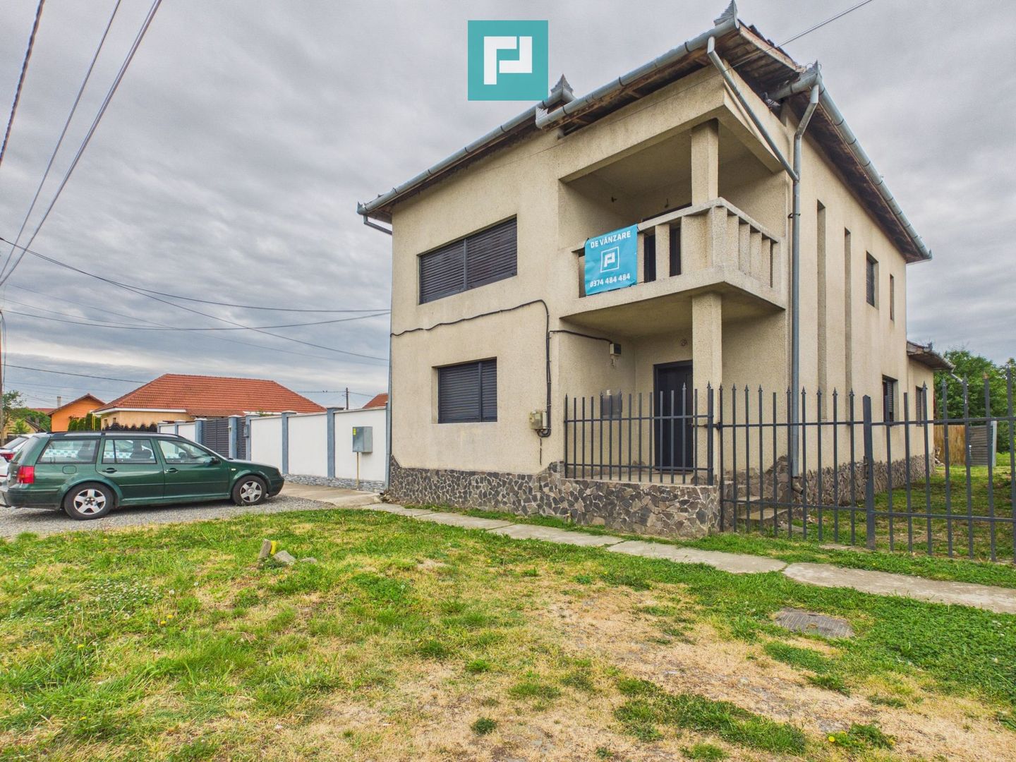 Casă P+M cu grădină generoasă în Ineu - Poză 21
