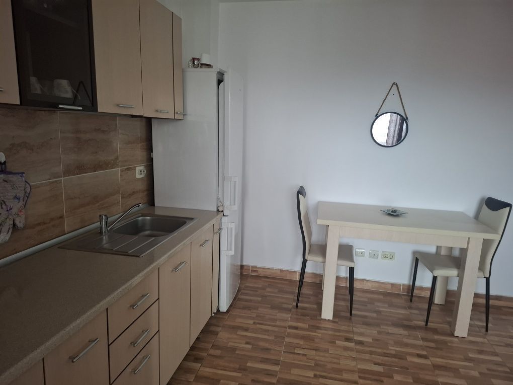 Apartament 2 camere de închiriat Apărătorii Patriei - Poză 3