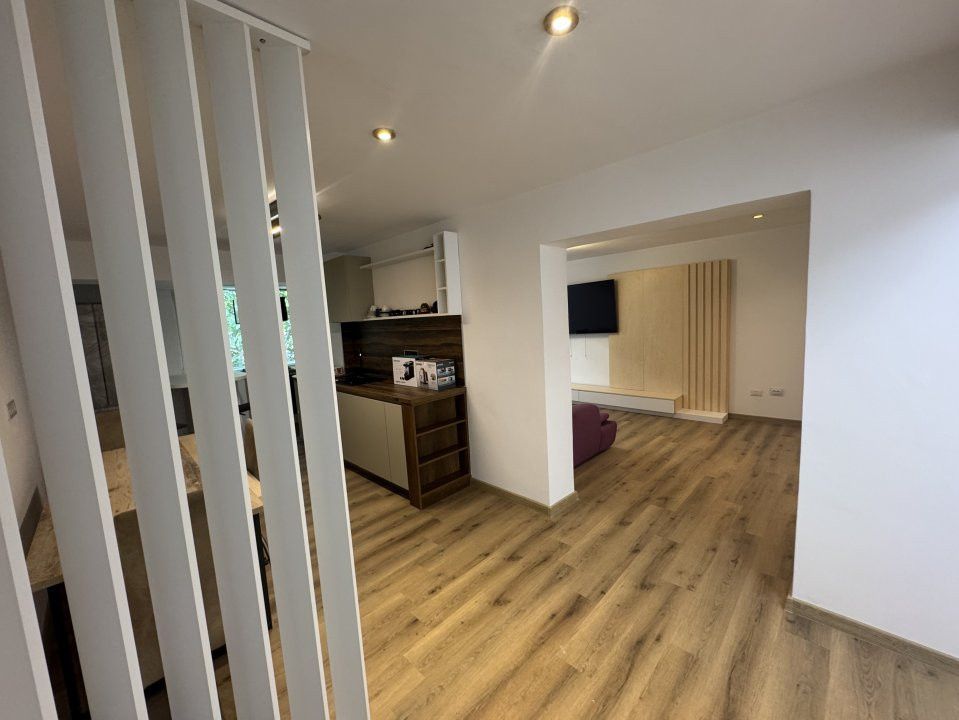 Apartament 3 camere Calea București  - Prima închiriere - Poză 1