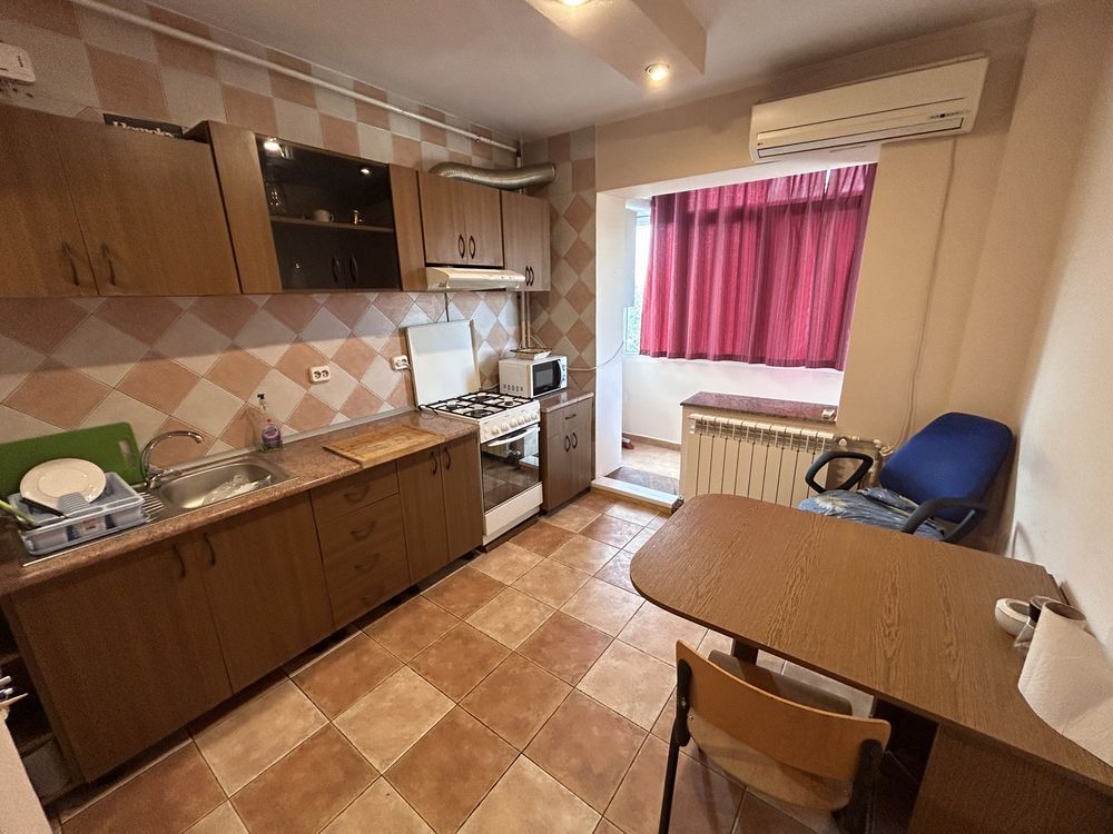 Apartament cu 2 camere decomandat Gorjului cu centrala proprie - Poză 3