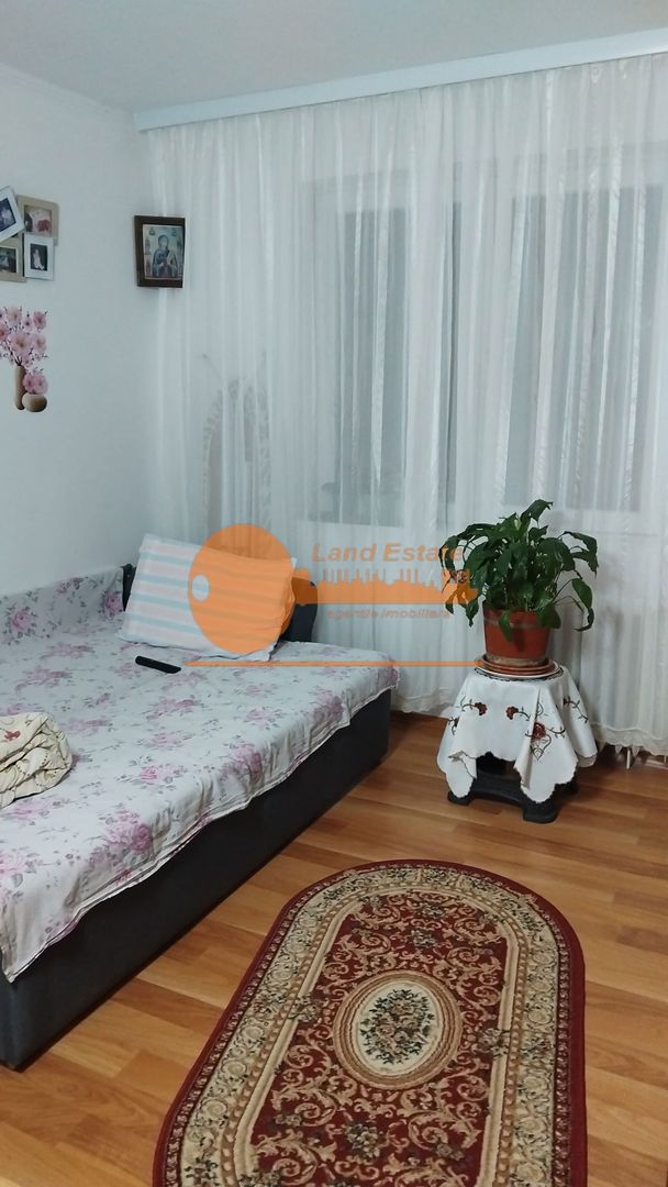 Apartament 2 camere decomandat | zonă 1 Decembrie - Poză 4