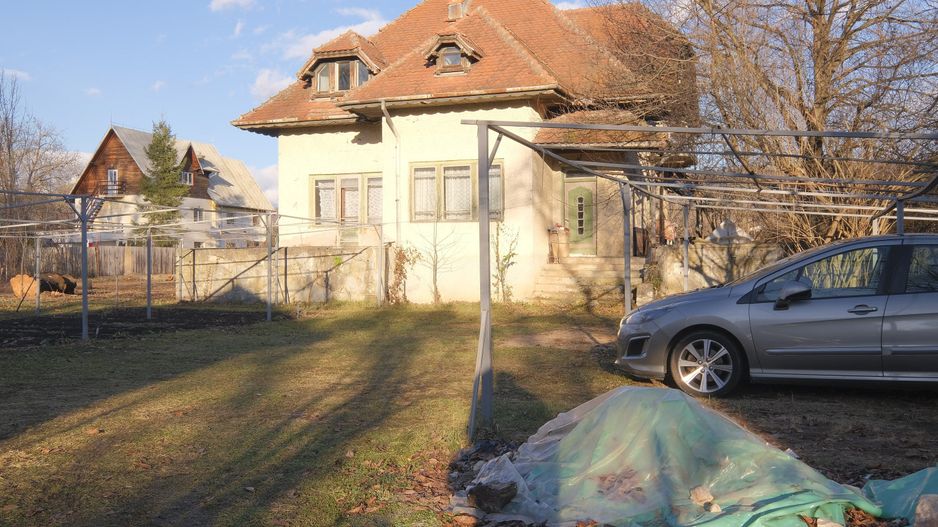 BREAZA - Central, langa Primarie 2.600 mp. teren ideal constructie - Poză 3