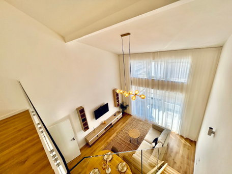 
    
    
    🚗 4. Garanția locurilor de parcare gratuite și suficiente
  
  
  