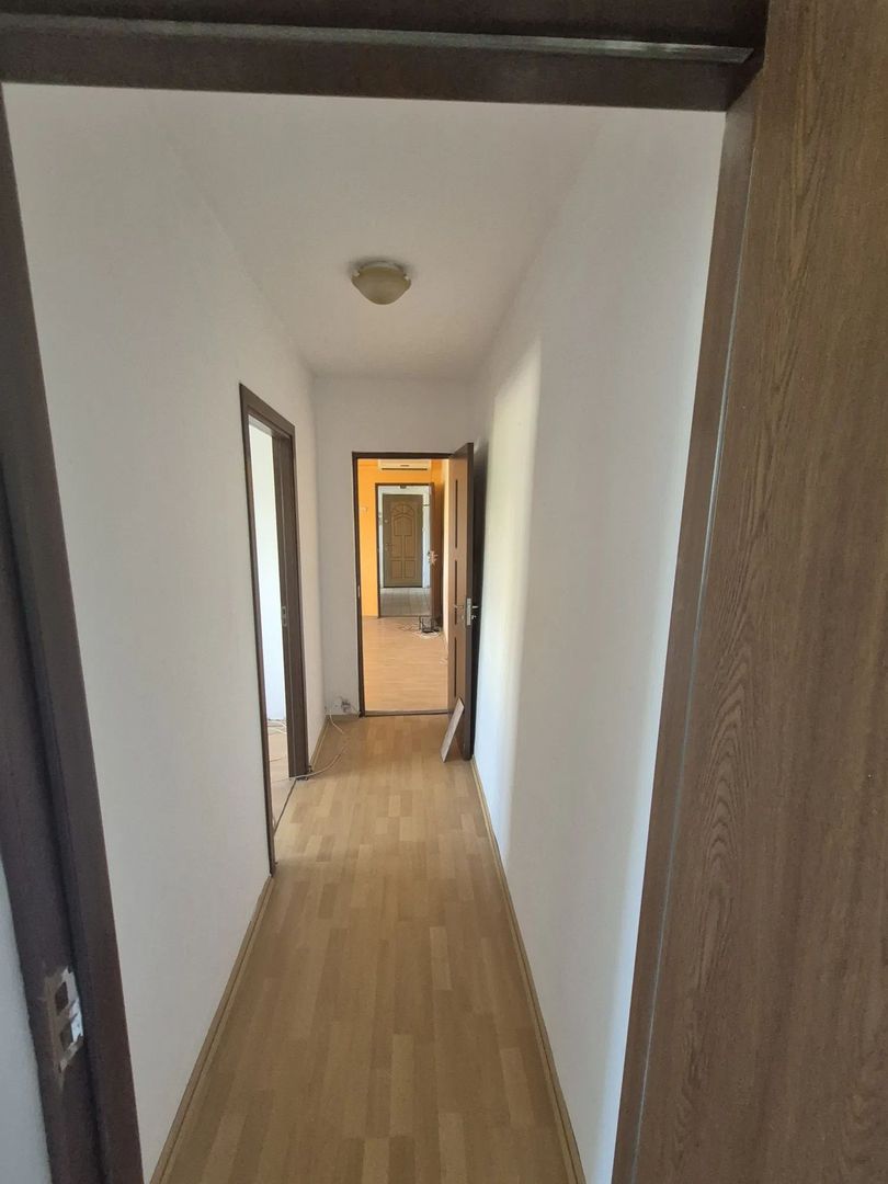 Apartament 3 camere | 55 mp | Centrală proprie | Piața Doina | - Poză 9