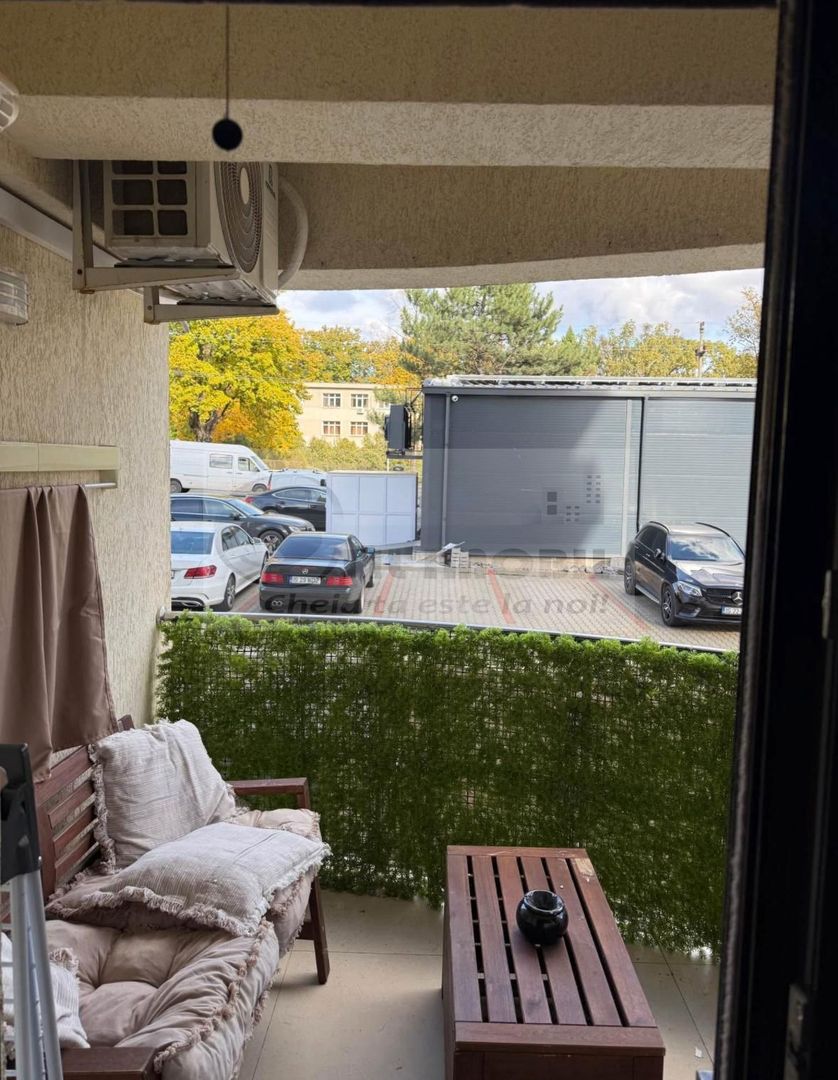 Apartament decomandat cu 2 camere si terasa - Royal Town, Copou - 599€ - Poză 4