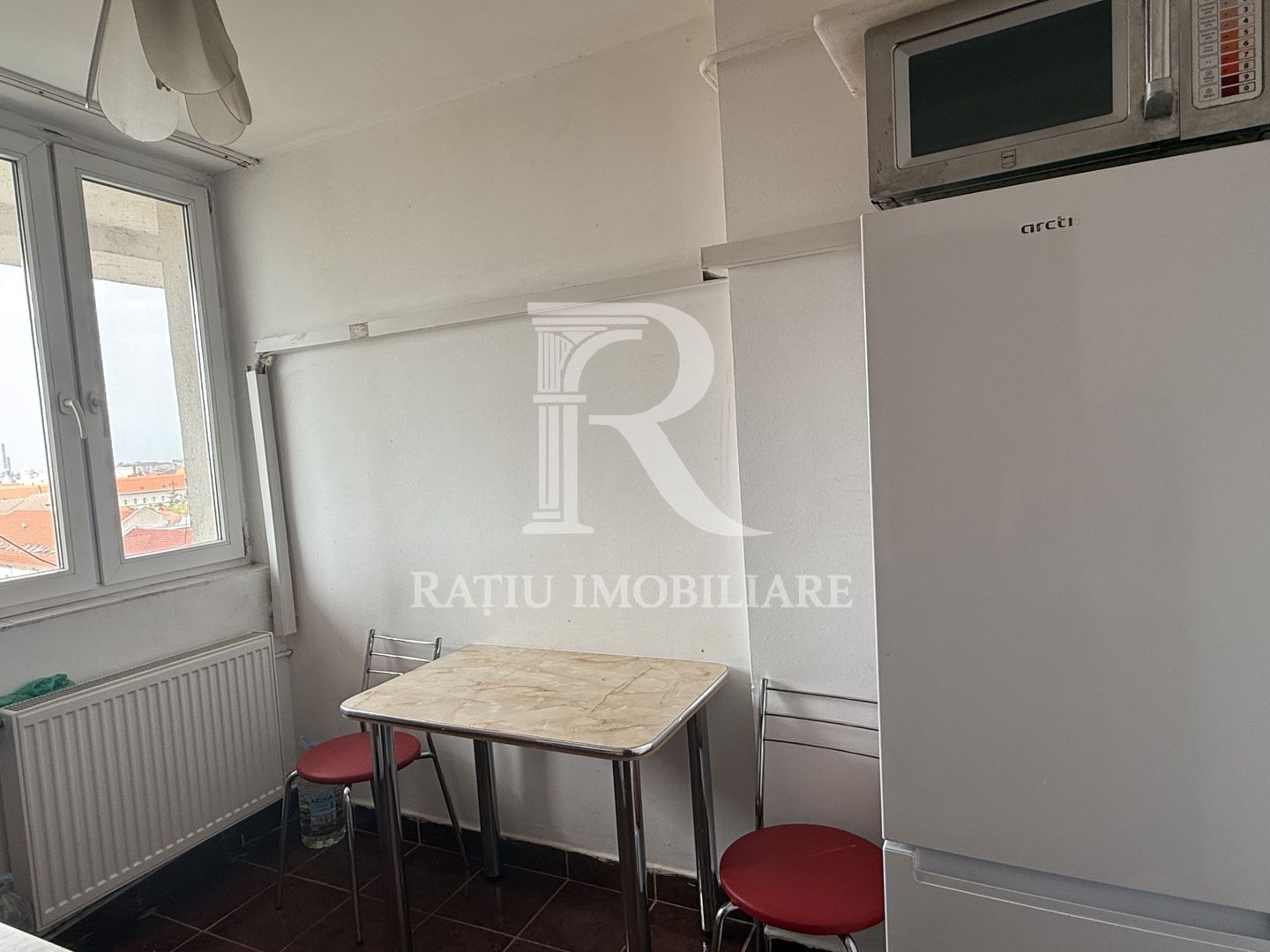 Apartament 2 camere | Facultatea de Medicina | Ultracentral | Oradea - Poză 3