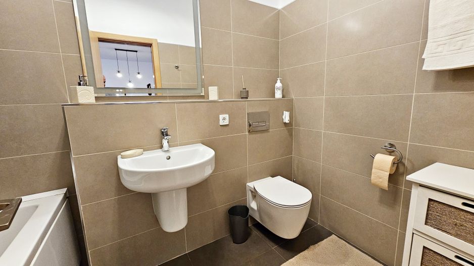 Premium!Central-Afi, apartament  2 camere mobilat si utilat complet - Poză 12