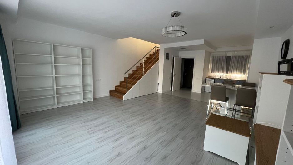 Proprietar inchiriez Cosmopolis Vila N semi-mobilat - Poză 3