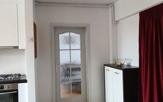 Apartament vis-a-vis Marriott Hotel: central, curat, modern, functional. - Poză 8