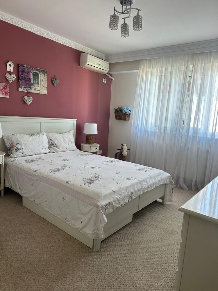 Apartament cu 3 camere zona Tomis Nord -  Parcare Privata - Ocazie - Poză 1