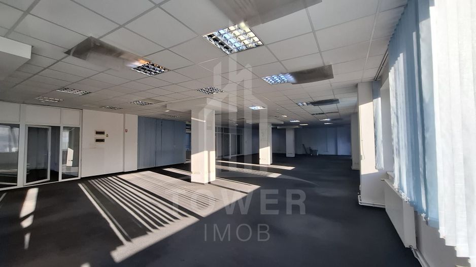 Spațiu de birouri ultracentral (cladire nou) - sup. utila 275 mp - Poză 4