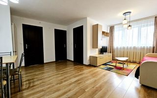 Apartament cu 2 camere decomandate, Cetate - M-uri cu vedere spre Parc - Poză 3