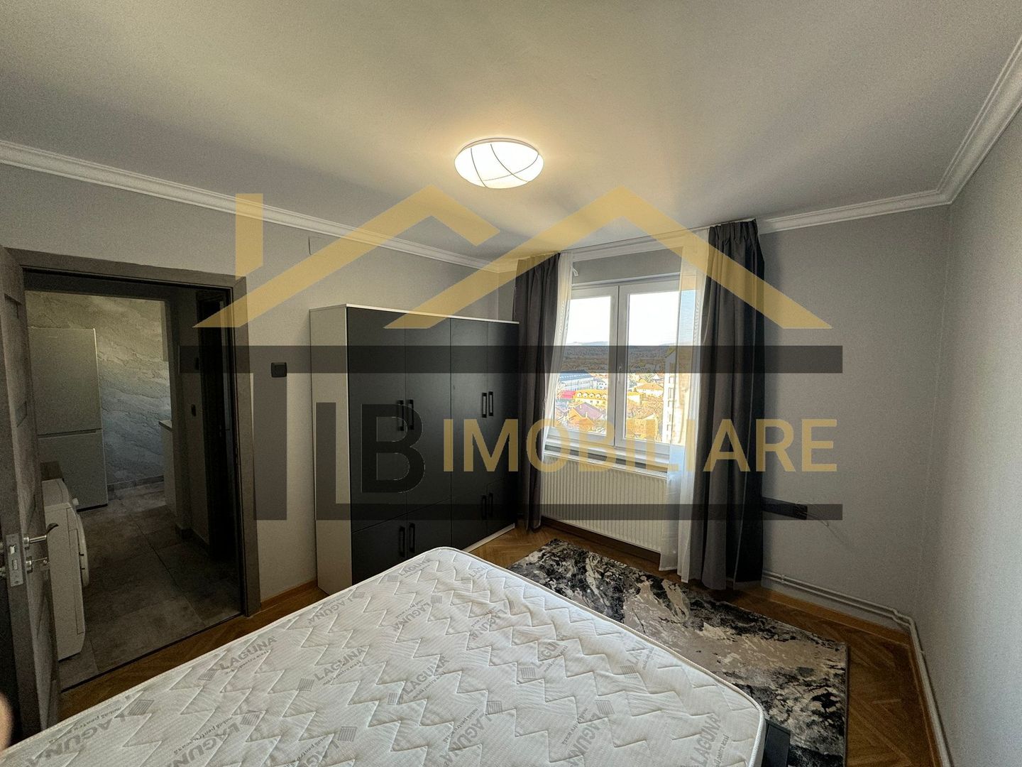 Apatament de 2 camere, 50 mp, decomandat, Ultracentral - Poză 2