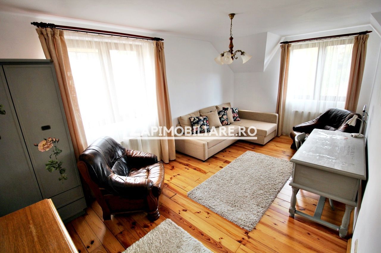 Casa 3 camere, 2 bai,1 garaj,teren 360 mp.zona Dambu Pietros - Poză 5