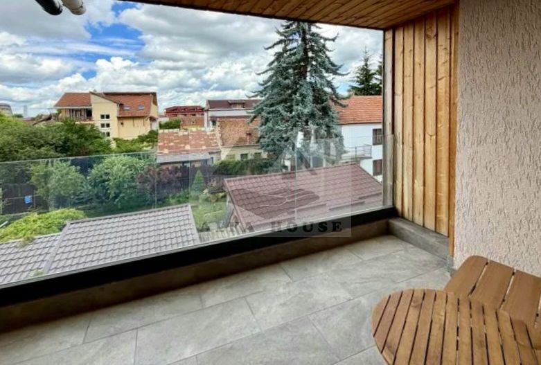 Apartament cu trei camere,  zona Blumana - Avram Iancu 85mp - Poză 6