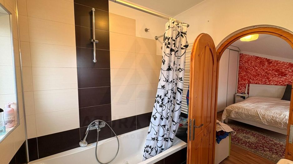 Casă modernă 140 mp utili 4 camere 2 bai si teren 490 mp in Șura Mica - Poză 8