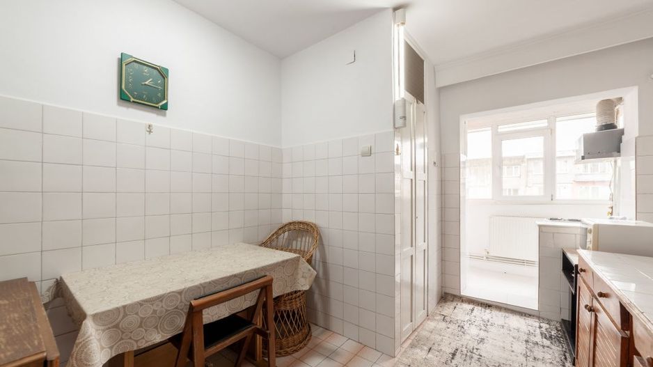 Apartament 3 camere - decomandat - 3 balcoane, etaj 3 cu lift, bloc 1991 - Poză 16