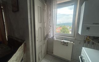 De vanzare Apartament 3 camere zona de jos - Poză 15