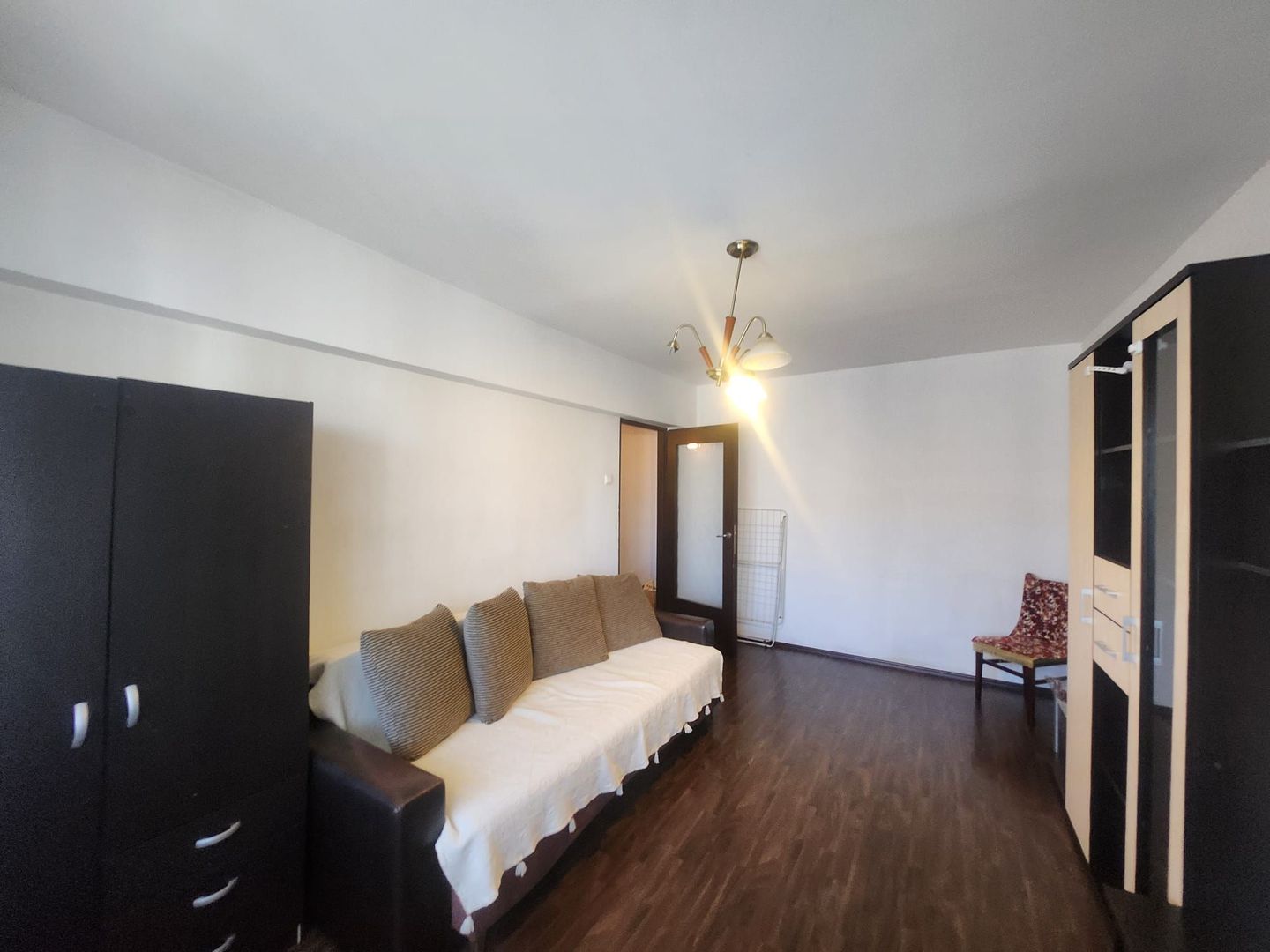 Apartament de vanzare 3 camere Gavana - 115 K - Poză 1