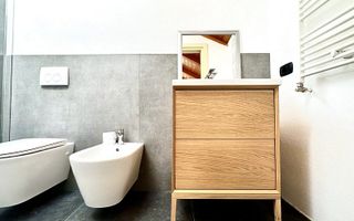 Apartament în Piața Unirii - renovat - mobilat și utilat - Poză 29