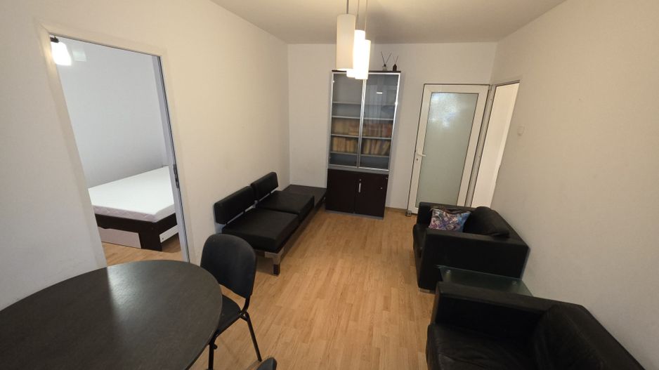 De Închiriat – Apartament 3 Camere | Zona Brătianu (Școala 8), Constanța - Poză 1